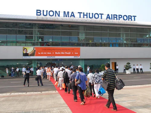 Quảng cáo sân bay Buôn Ma Thuột