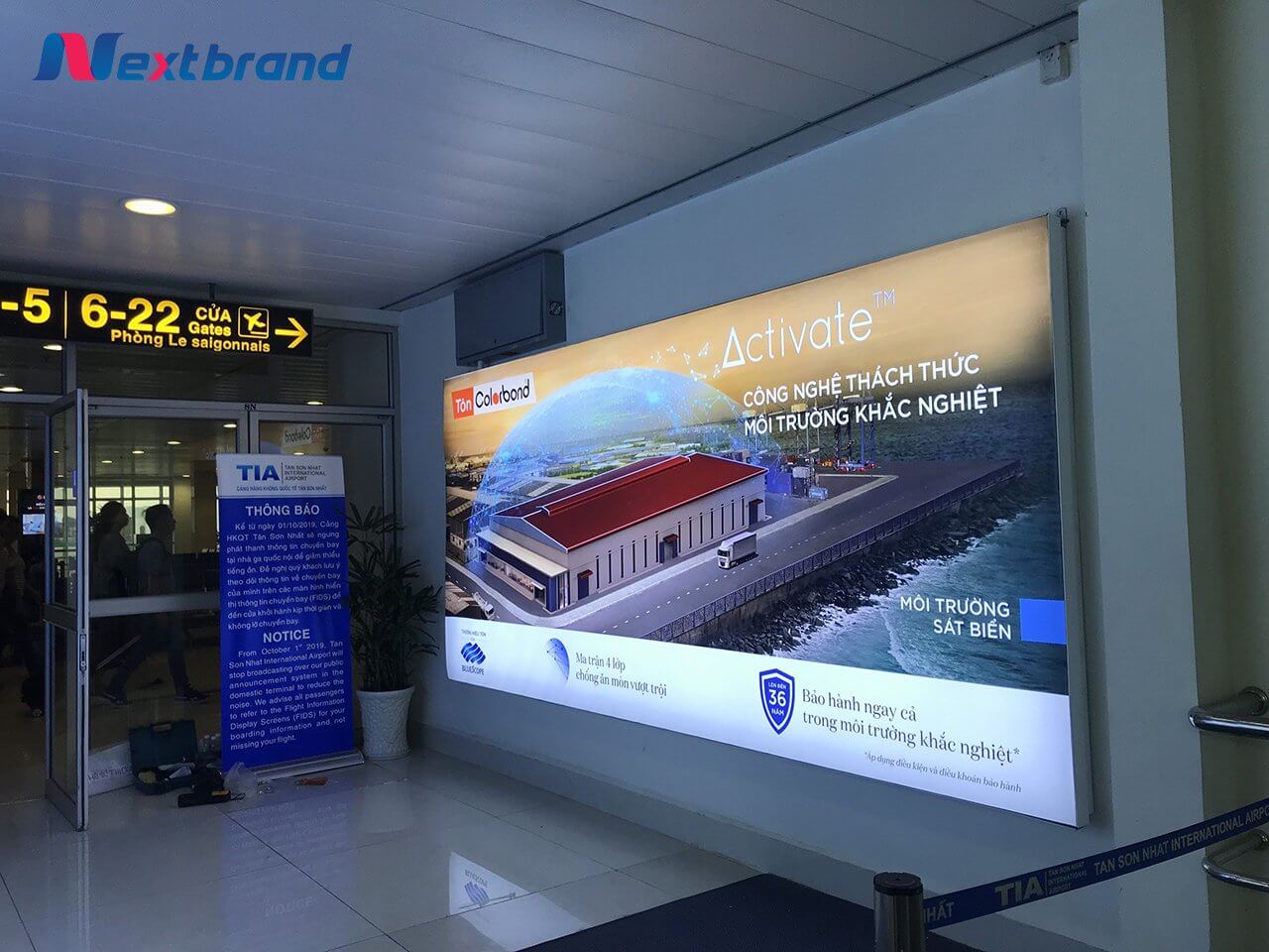 Quảng cáo sân bay Phú Quốc với biển hộp đèn