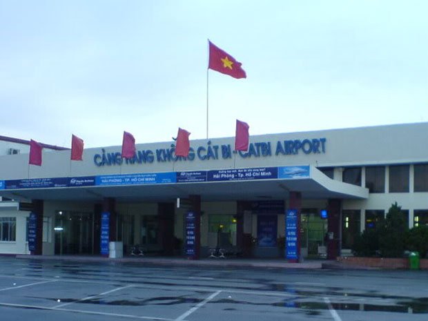 Mặt tiền sân bay Cát Bi