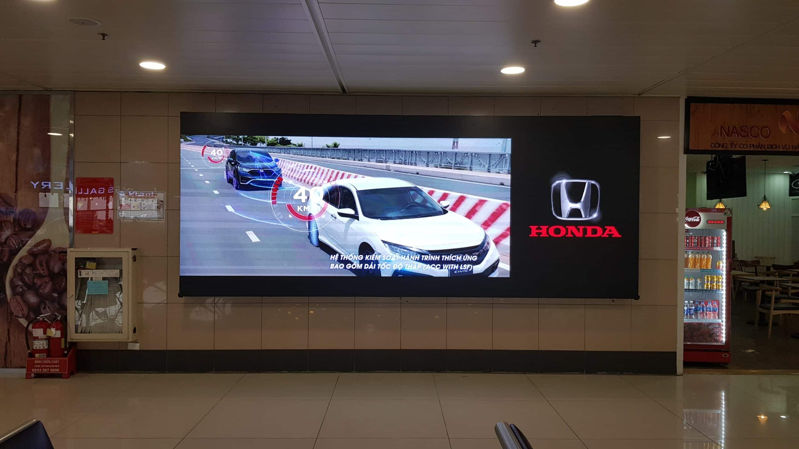 Quảng cáo màn hình LED tại sân bay Nội Bài