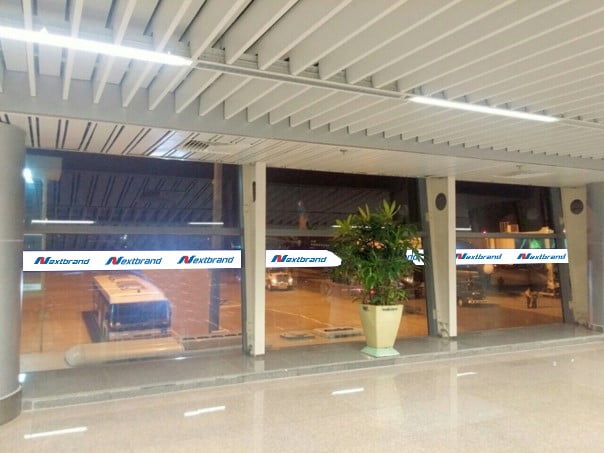 Quảng cáo sân bay Phú Quốc dán decan