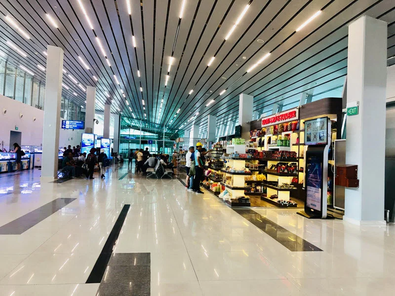 Quang cao san bay Phu Quoc What is airport advertising?