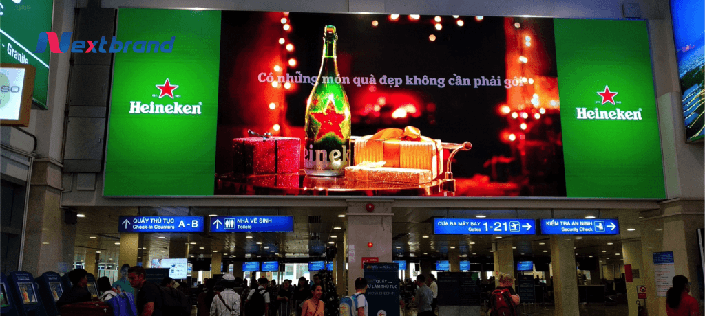 Quảng cáo màn hình LED sân bay Phù Cát tại khu vực check-in Quảng cáo màn hình LED sân bay Phù Cát tại khu vực check-in