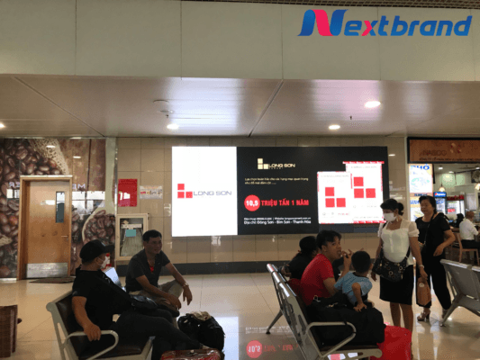 Quảng cáo màn hình LED khu vực phòng chờ Quảng cáo màn hình LED khu vực phòng chờ
