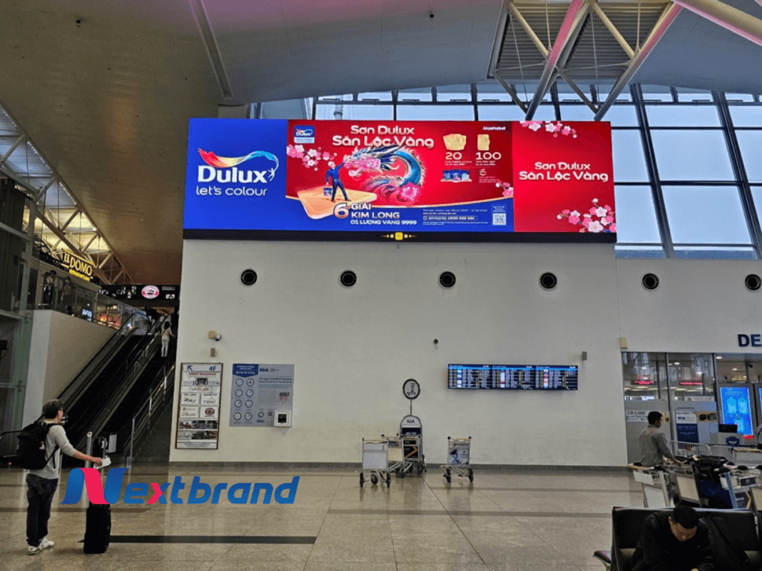 Màn hình LED tại khu vực phòng chờ cách ly Màn hình LED tại khu vực phòng chờ cách ly