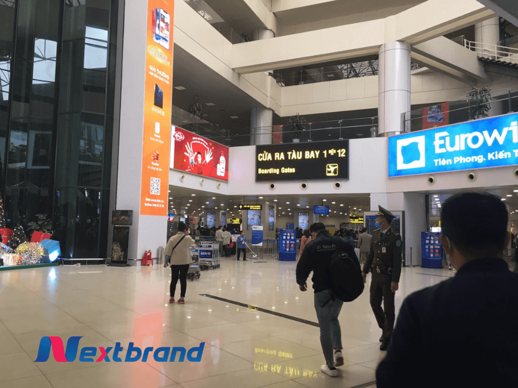 Quảng cáo màn hình LED khu vực công cộng sân bay Phú Quốc Quảng cáo màn hình LED khu vực công cộng sân bay Phú Quốc