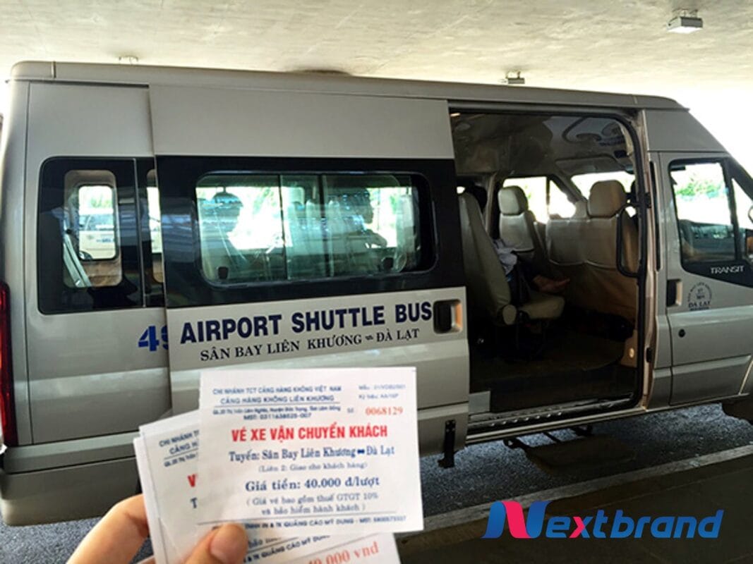 Airport Shuttle Bus Airport Shuttle Bus