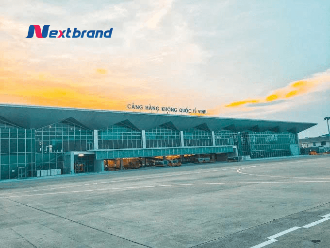 Sân bay Vinh cách Hà Tĩnh khoảng 50km Sân bay Vinh cách Hà Tĩnh khoảng 50km