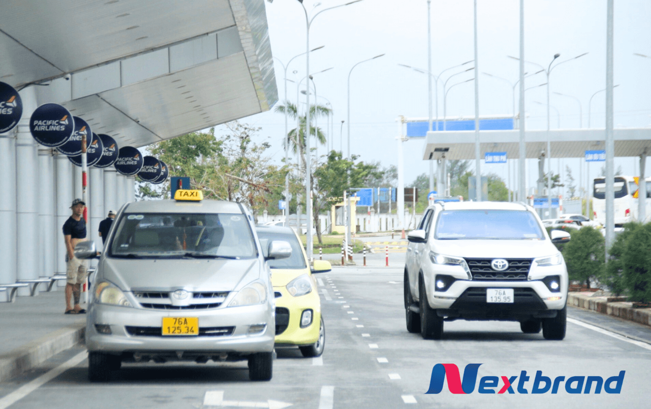 Xe taxi truyền thống nhanh chóng, tiện lợi Xe taxi truyền thống nhanh chóng, tiện lợi
