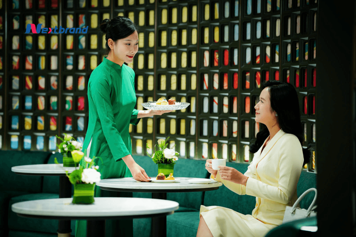 Khách hàng được sử dụng mọi dịch vụ đẳng cấp tại phòng chờ sân bay VPBank