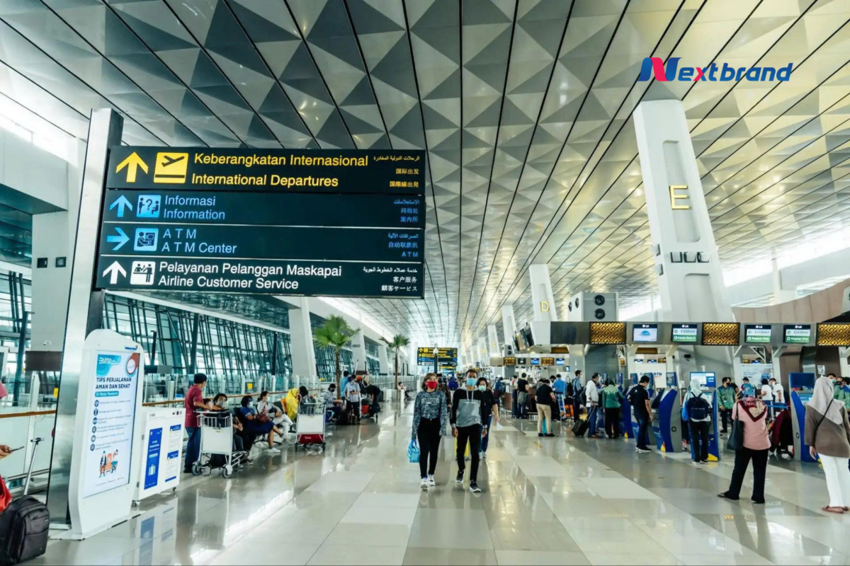 Nhà ga hiện đại tại sân bay CGK