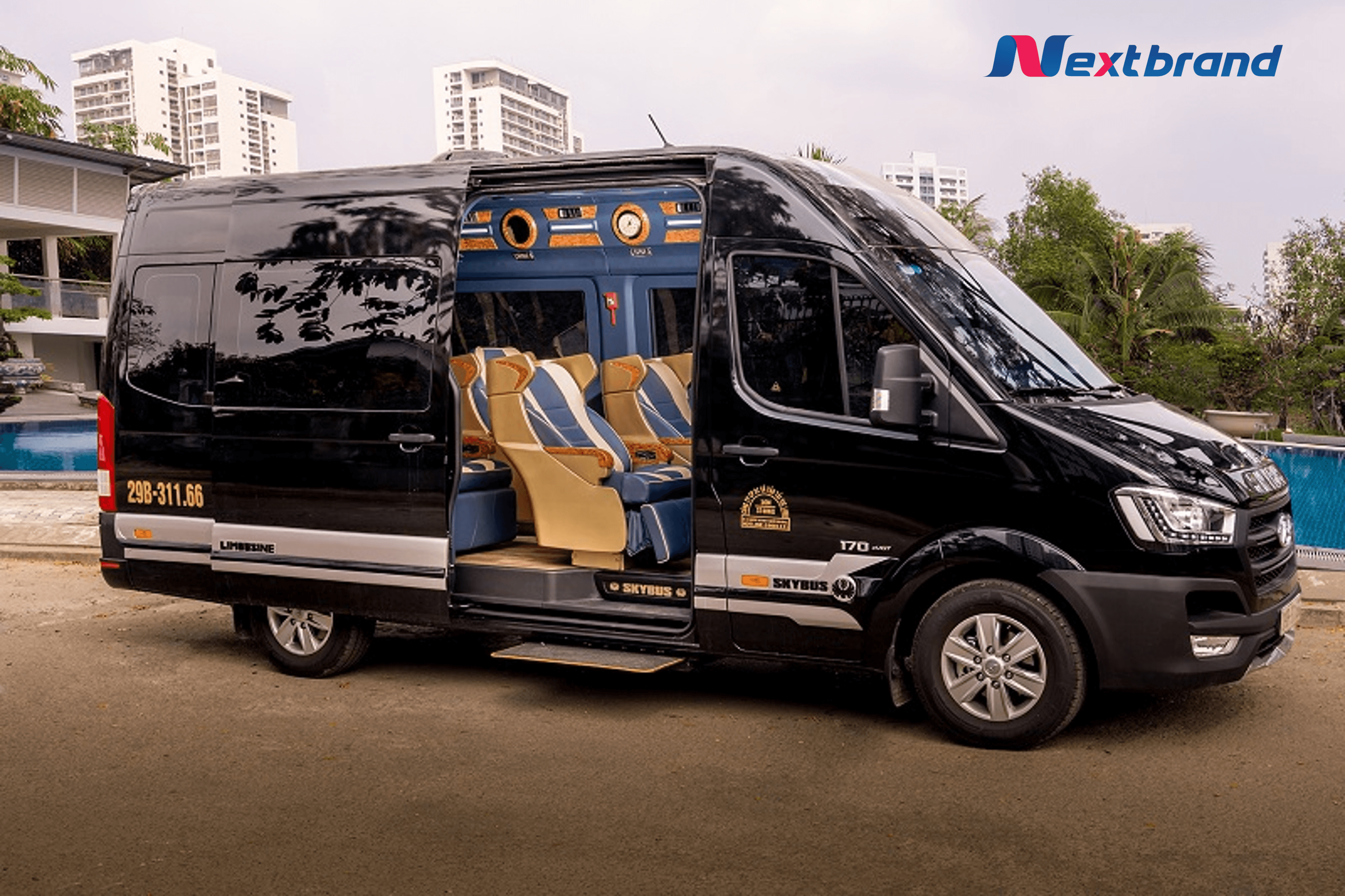 Xe limousine là một trong những lựa chọn di chuyển tạm thời trong thời gian Sân bay Cà mau đóng cửa Xe limousine là một trong những lựa chọn di chuyển tạm thời trong thời gian Sân bay Cà mau đóng cửa