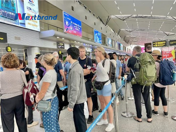 Quảng cáo hộp đèn tại khu vực check-in sân bay Côn Đảo Quảng cáo hộp đèn tại khu vực check-in sân bay Côn Đảo