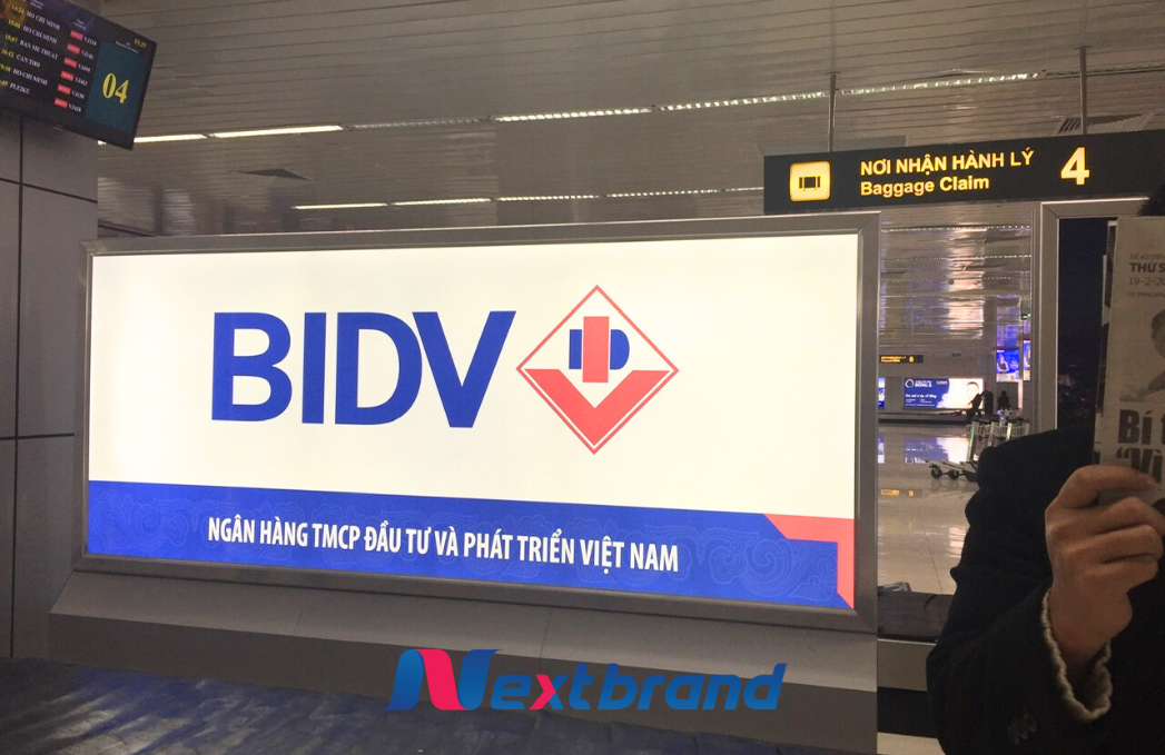 Quảng cáo biển hộp đèn Quảng cáo biển hộp đèn