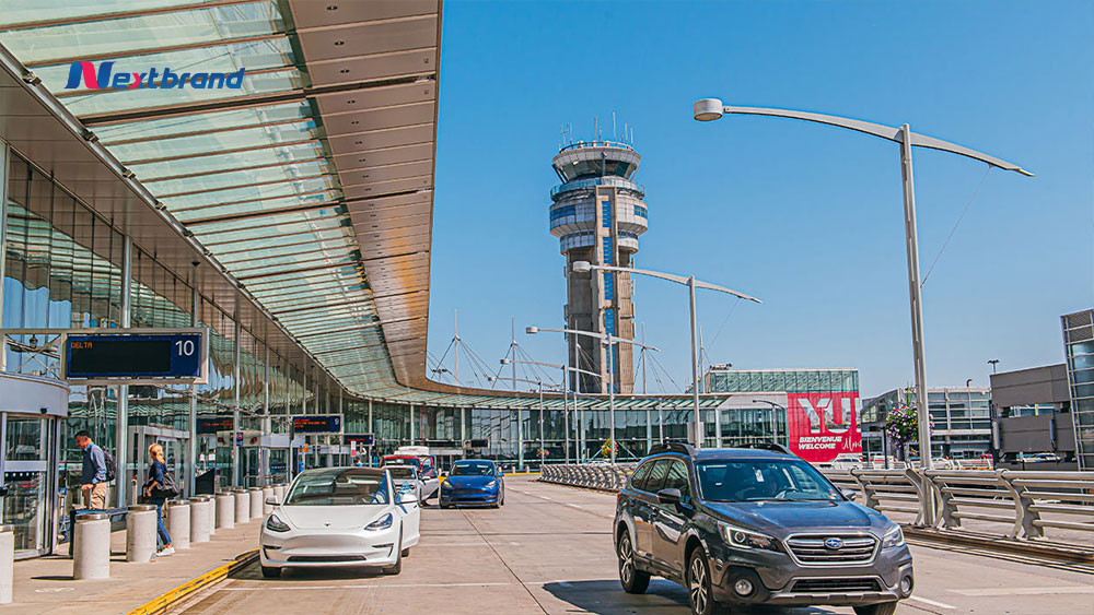 Di chuyển bằng xe công nghệ hoặc thuê xe tự lái tại sân bay YUL Di chuyển bằng xe công nghệ hoặc thuê xe tự lái tại sân bay YUL