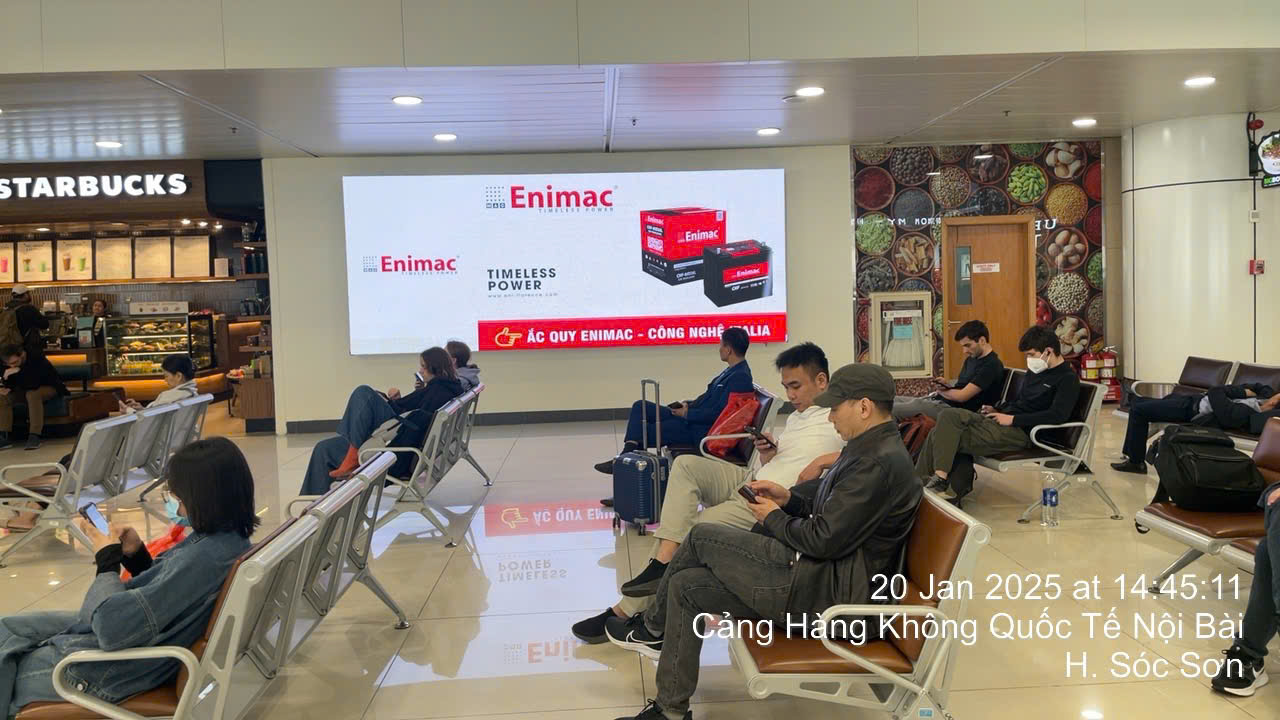 Màn hình LED tại khu vực sảnh B – Ga đi Quốc Nội – Sân bay Nội Bài