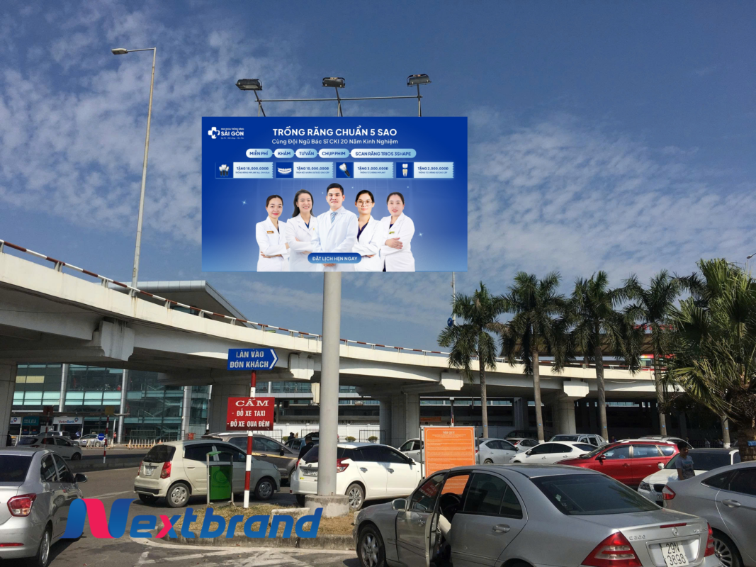 Pano quảng cáo tấm lớn