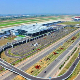 Sân bay quốc tế Nội Bài khang trang và hiện đại
