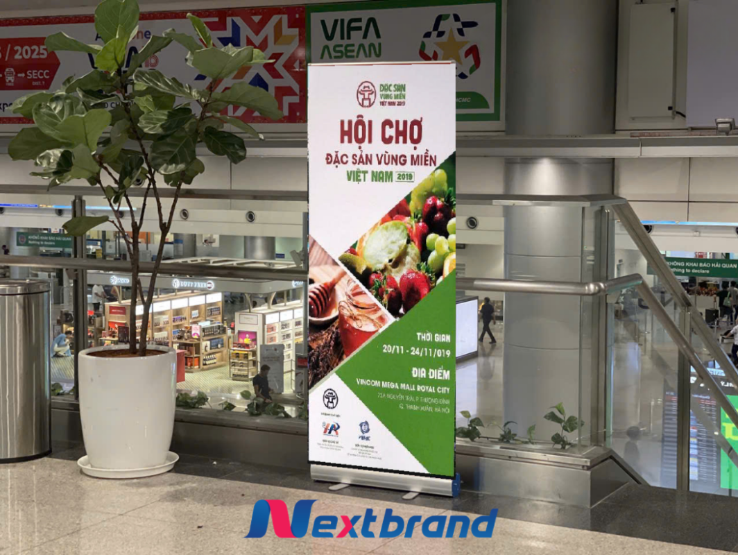 Quảng cáo standee Quảng cáo standee