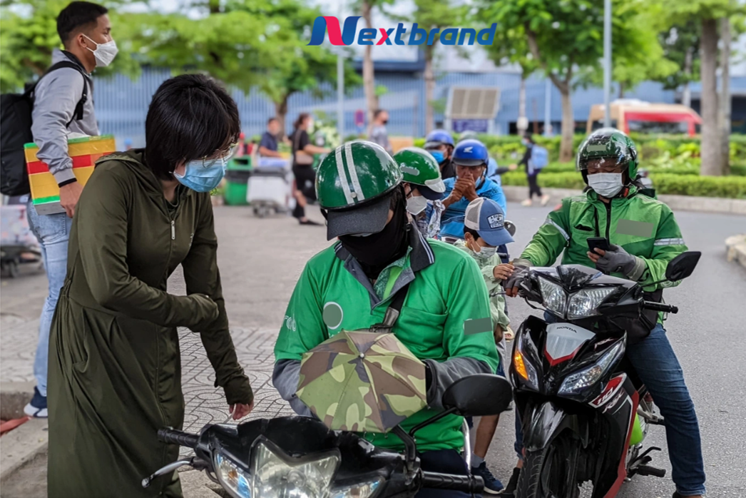 Di chuyển từ sân bay Buôn Ma Thuột về trung tâm thành phố bằng xe ôm công nghệ Di chuyển từ sân bay Buôn Ma Thuột về trung tâm thành phố bằng xe ôm công nghệ